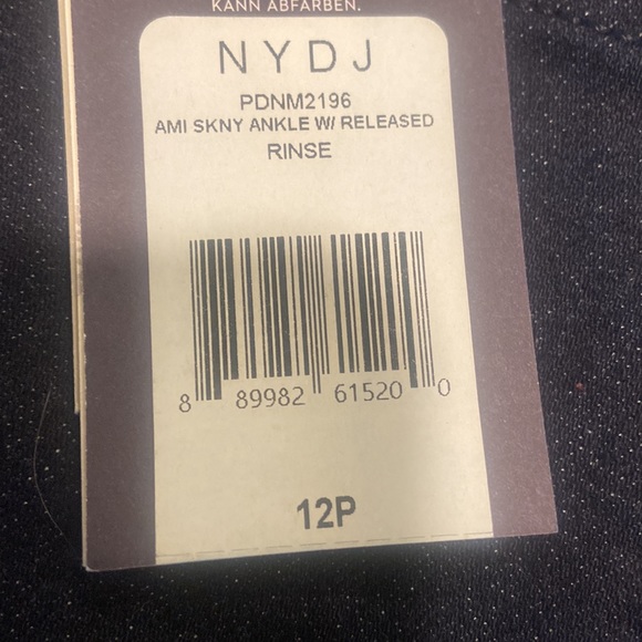 NWT NYDJ AMI premium denim Skinny ankle jeans in color rinse size 12 petite - Picture 4 of 5